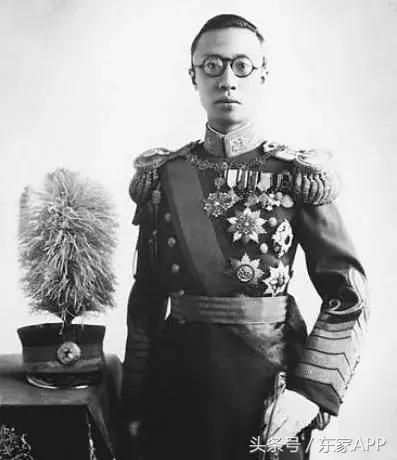 雍正近视,历史上的雍正真的戴眼镜吗