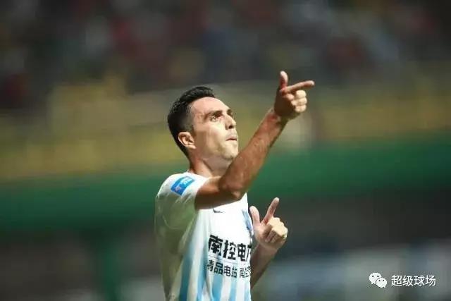 武磊vs梅西c罗内马尔姆巴佩,武磊50wvs内马尔2000w对比