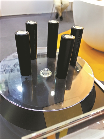 锂电池新能源电车的市场,新能源汽车市场趋火爆