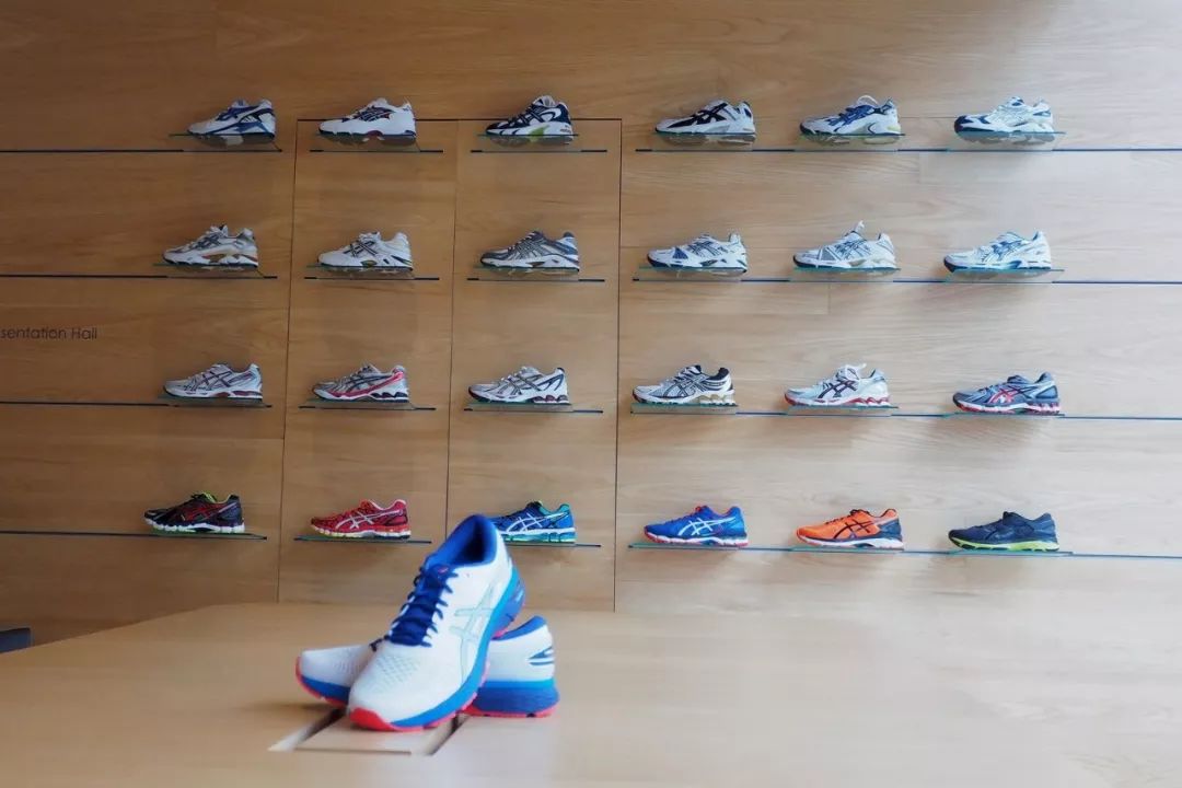 亚瑟士gel-kayano25代测评,gel-kayano25评测