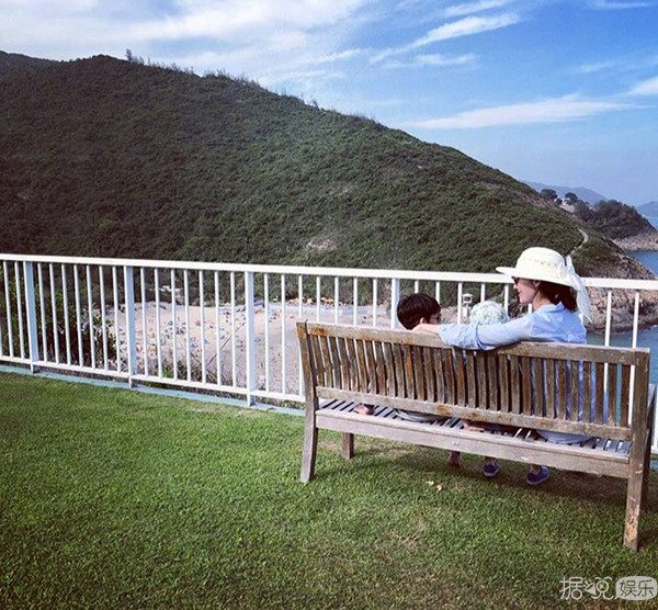 最豪华足球场草坪,足球场豪宅