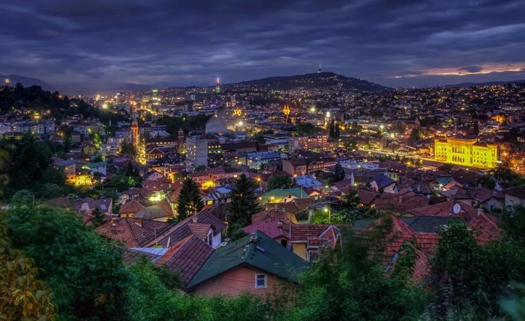 一杯咖啡50块钱,一杯咖啡5元