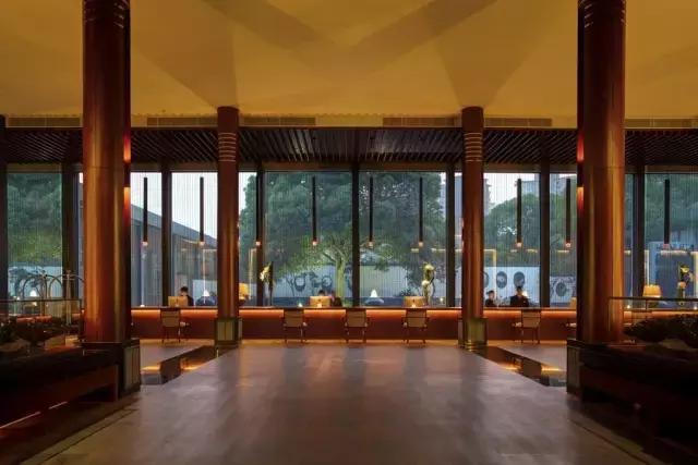 LV的包包你背过，LV的酒店你住过吗？