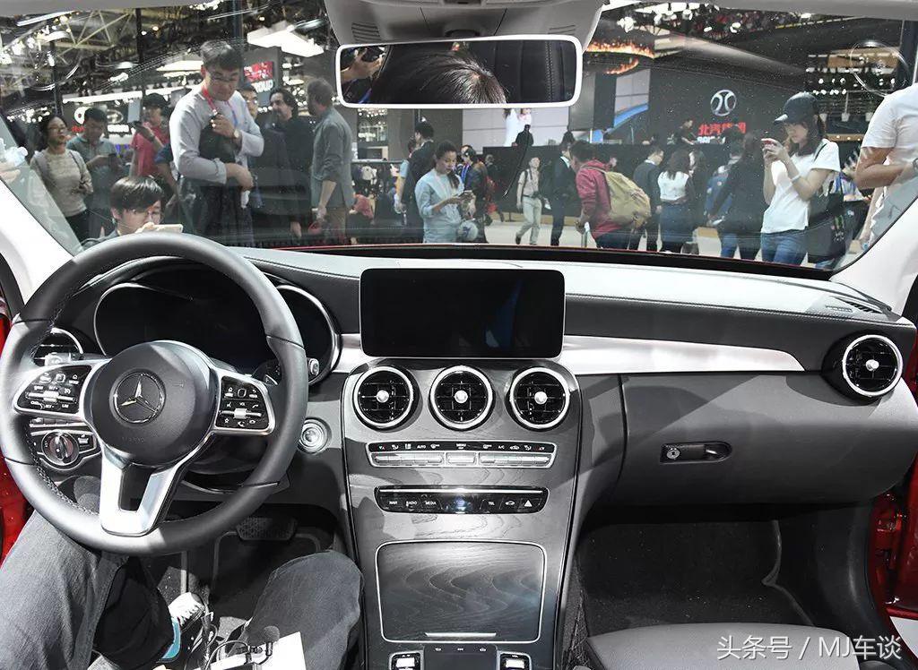 奔驰c200l对比领克03,奔驰c200l跟c300l有什么区别