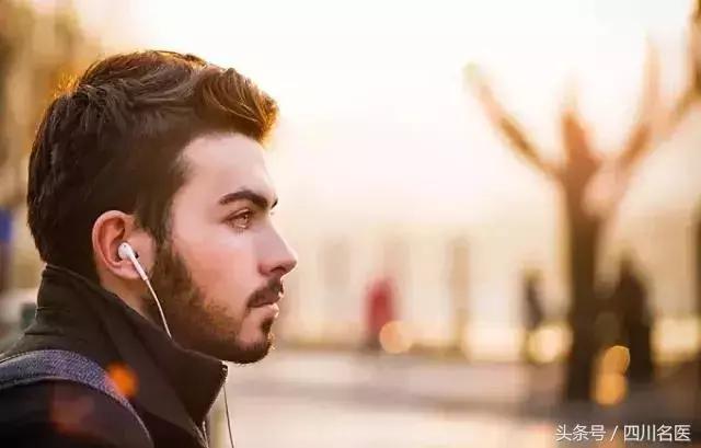 耳朵有个开关,耳朵上的抗老开关