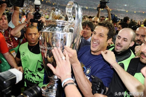 2010年欧冠贝尔热刺和国米,天下足球2010年欧冠国米夺冠历程