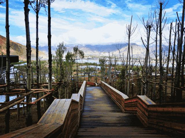 全景观看世界顶级博物馆,航拍飞越千山万水长视频