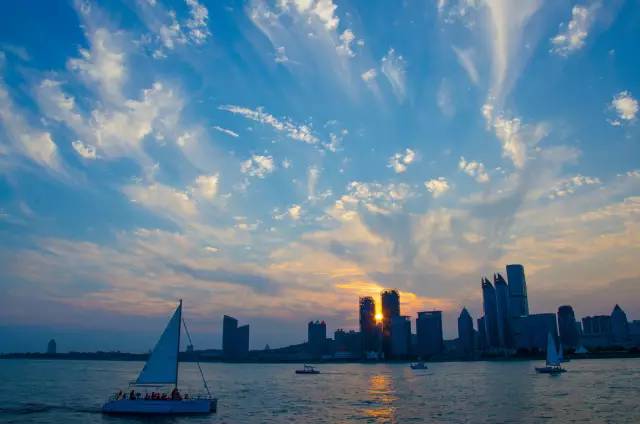 当你一无所有的时候谁会陪着你,当你一无所有的时候谁还会陪着你