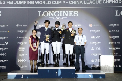 非洲兄弟厉害呀！世界杯球衣为Nike创收超12亿，绝地求生要凉？腾讯堡垒之夜正式过审｜懒熊早知道