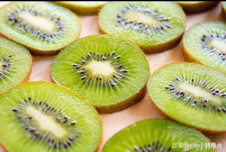 女大学生刚毕业不久就被查出子宫内膜癌，原因竟来自她的黑人男友