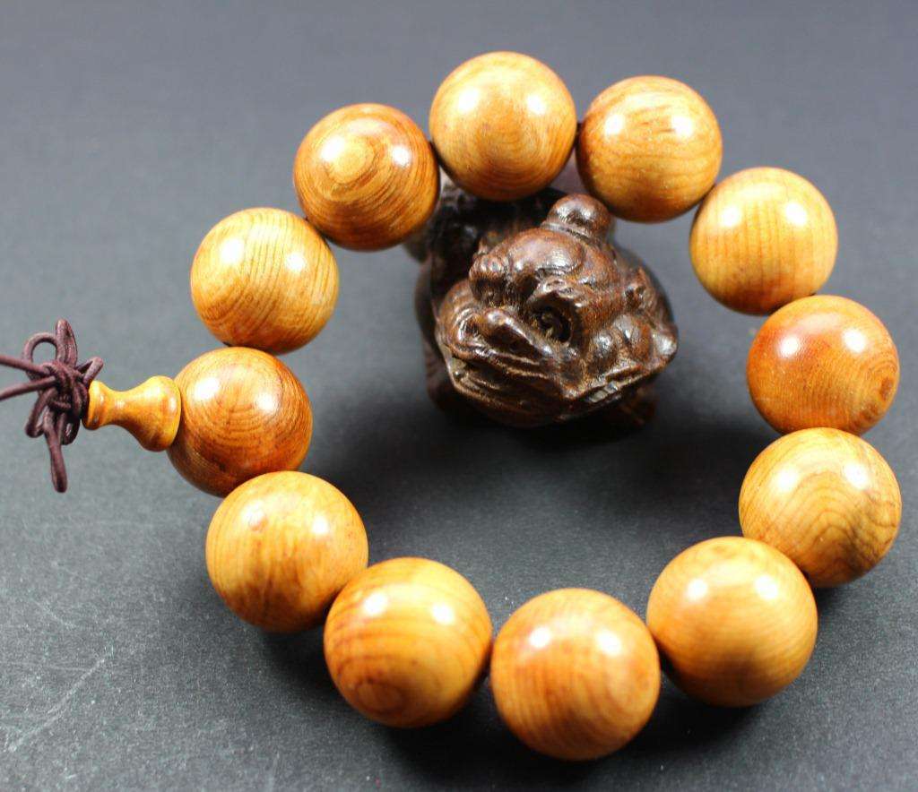 木质手串加什么配饰好看,木质手串夏天怎样盘