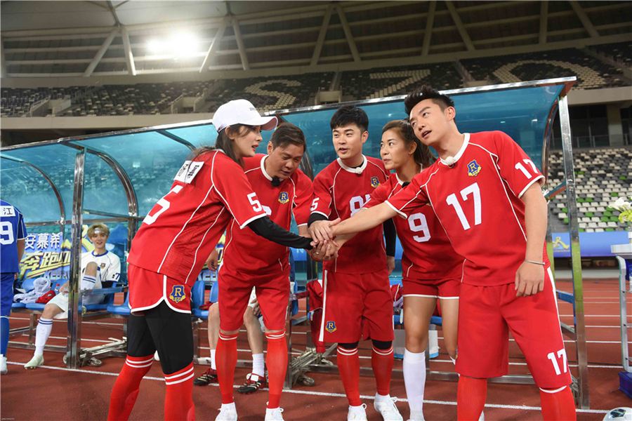 奔跑吧兄弟鹿晗和100人比赛,奔跑吧鹿晗搭档