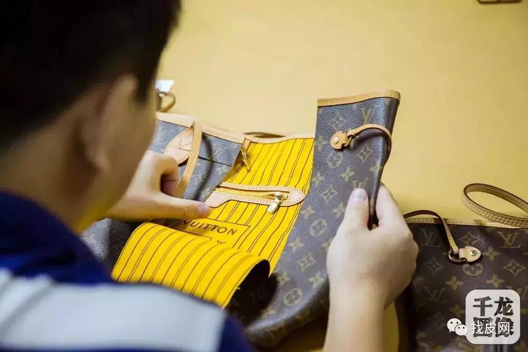 lv真假鉴定大咖,lv真假辨别最快的方法最新款