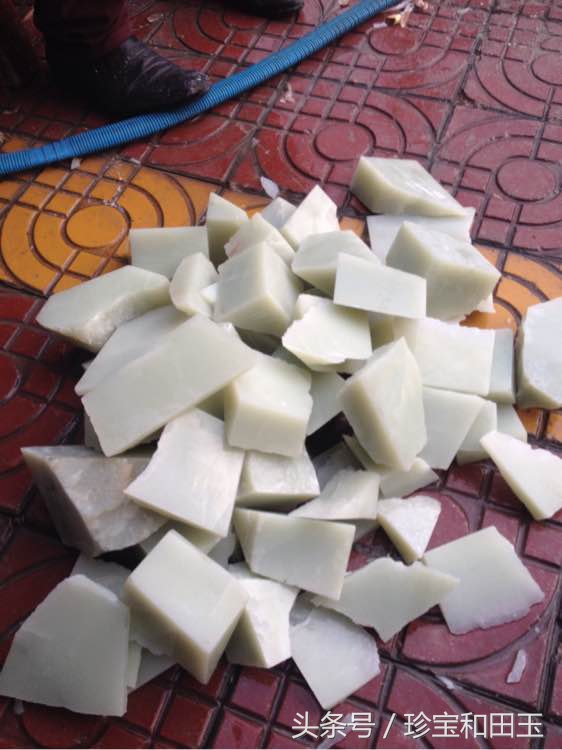 韩国和田玉手镯,韩国和田玉平安无事牌