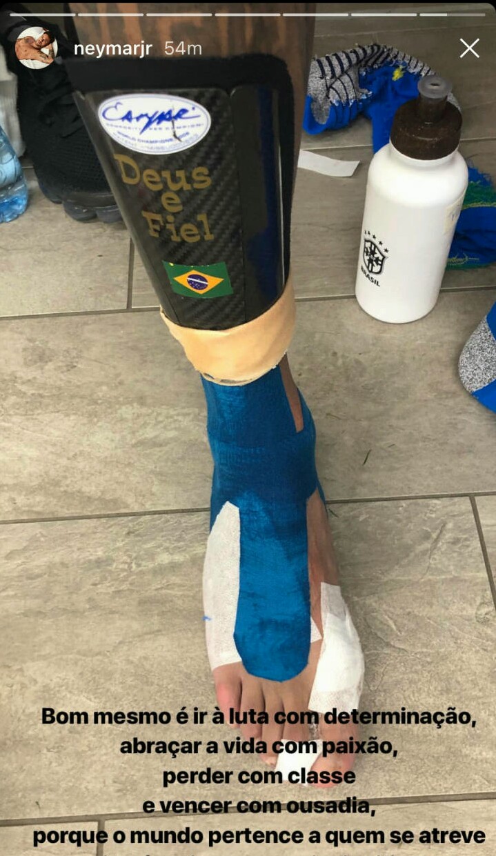 内马尔ins晒受伤照,内马尔赛后再次晒出腹肌照