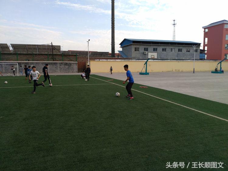 桂林镇中心校参加林州市“市长杯”足球赛*史大**记