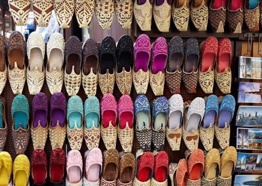 游客旅游都喜欢什么买什么,到迪拜旅游允许带黄金吗