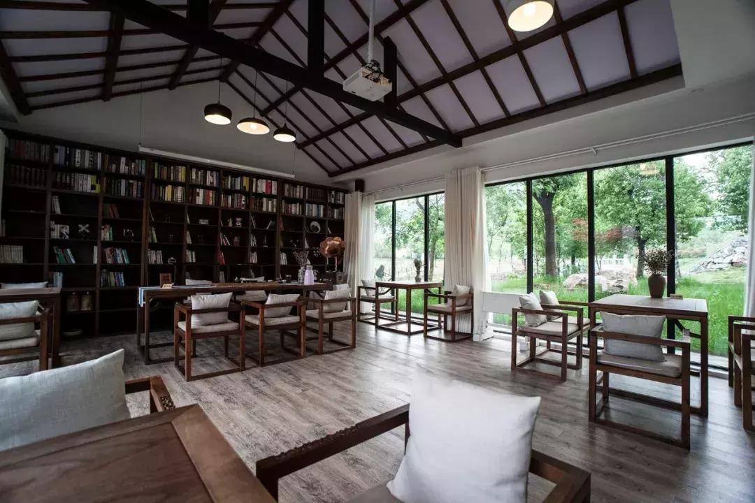 南京20分钟车程外的不老村，咖啡屋、书吧、酒吧，周末度假好去处