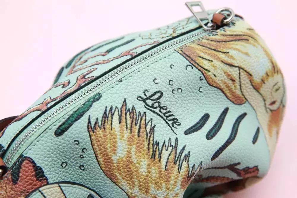 loewe同款包,loewe小象包能装吗