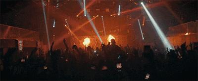 圣夏夜狂欢季｜音乐热舞、冰啤球赛全免费，欢乐夜场卡限量抢！