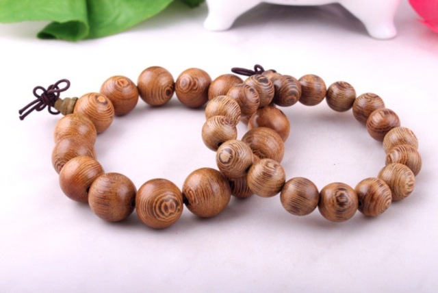 手串上的珠子应该穿几颗,手串穿几个珠子有讲究吗