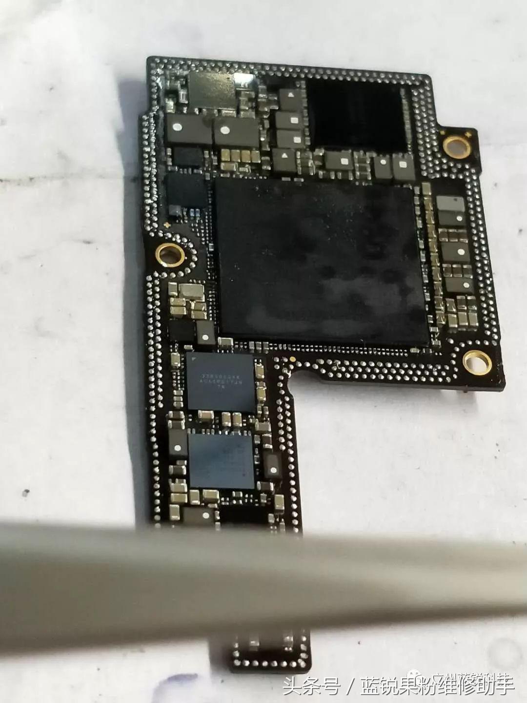 iphonex掉电容修复,iphonex主板电源短路维修