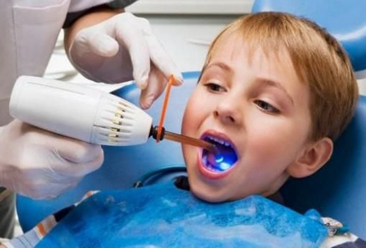 宝宝为啥会长龅牙,宝宝为啥会长咖啡斑