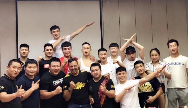 铁英华魏锐邱建良比赛视频,邱建良铁英华魏锐能赢播求吗