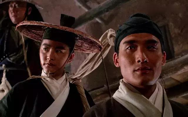 6月这片,不就是一部清新文艺版的《少林足球》吗