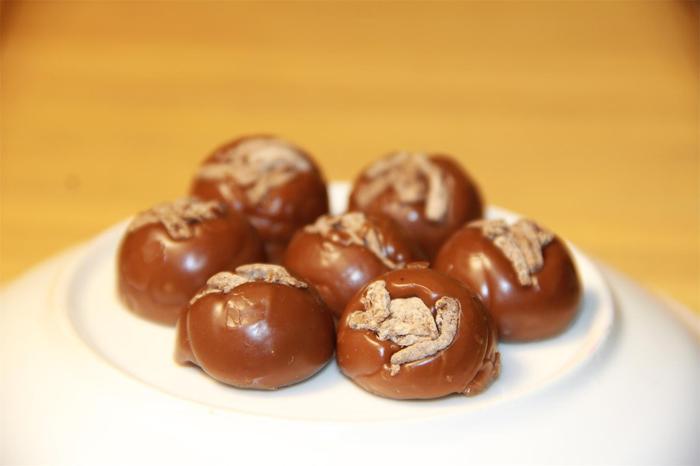 “在路上”健康零食市场成新风口,“暖猫黑糖蜜姜”独领风骚