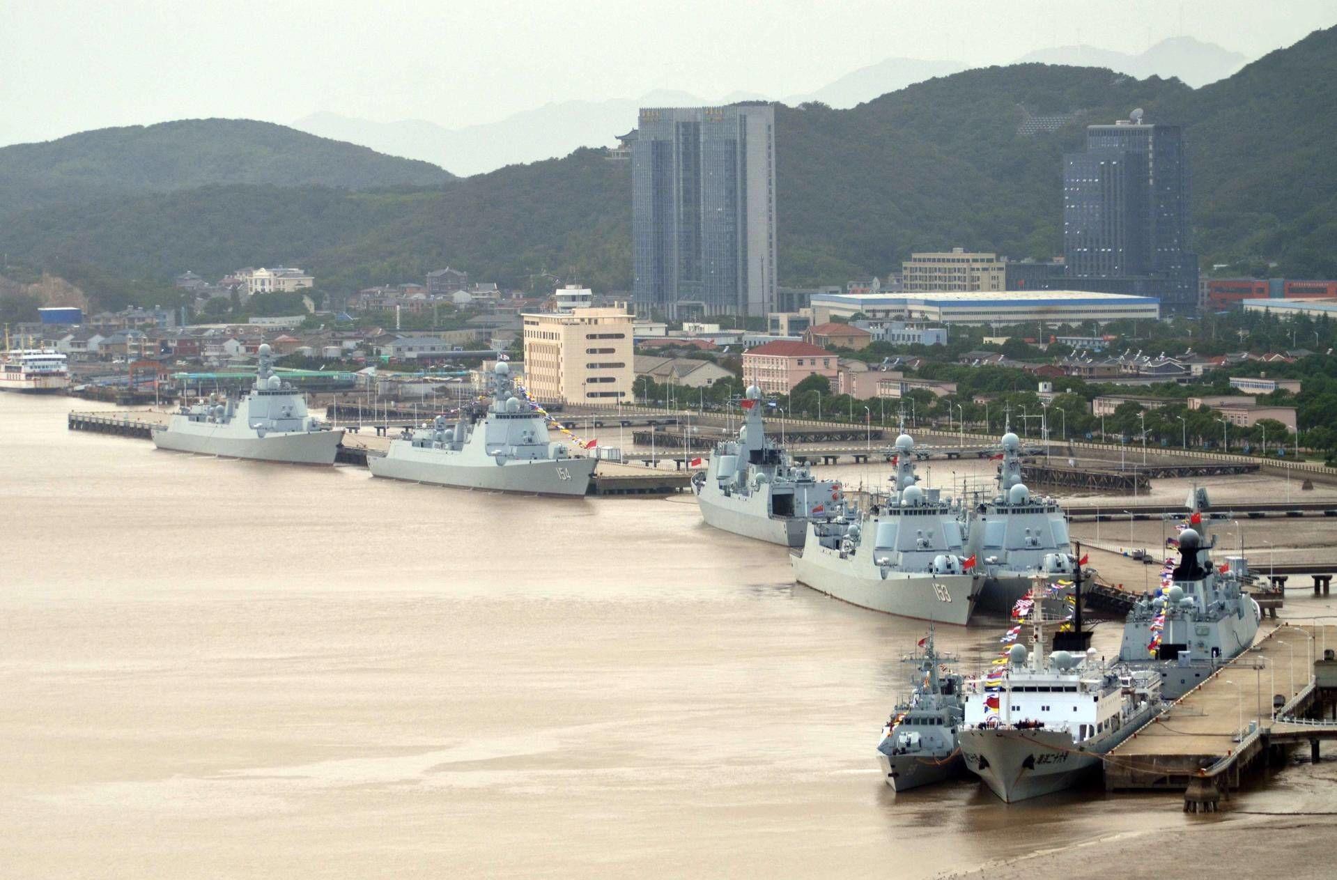 新时代新中国高考作文5篇800字,高考优秀作文范文青春与国家