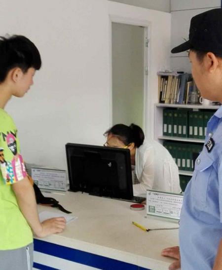 助力高考我们在行动送水,为了高考护航我们在行动