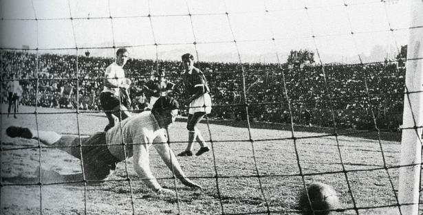 世界杯历史上爆冷的国家队,小组赛淘汰了几支球队