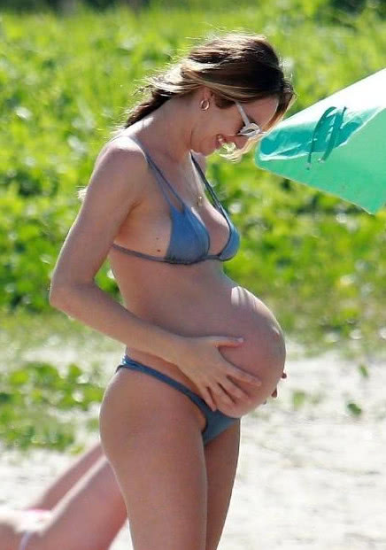 维密超模糖糖产后照片,维密天使糖糖怀孕图片