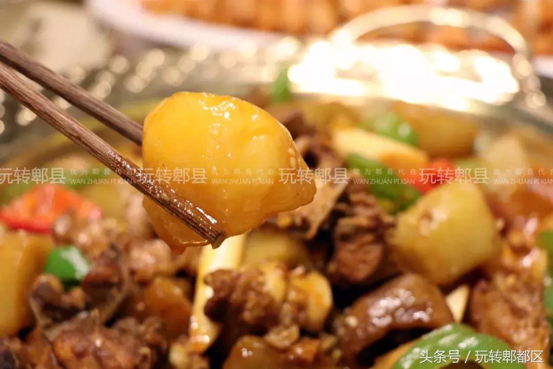 快来!到蜀都万达感受西域风情,品地道*疆新**九必吃!