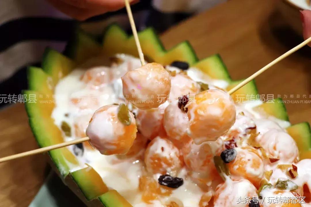 快来!到蜀都万达感受西域风情,品地道*疆新**九必吃!