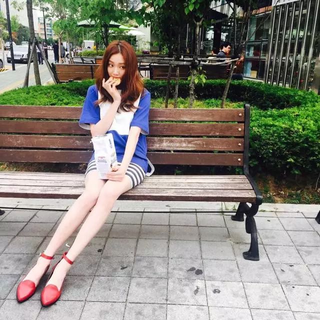 褐眼女孩完整版,褐眼女孩中文版