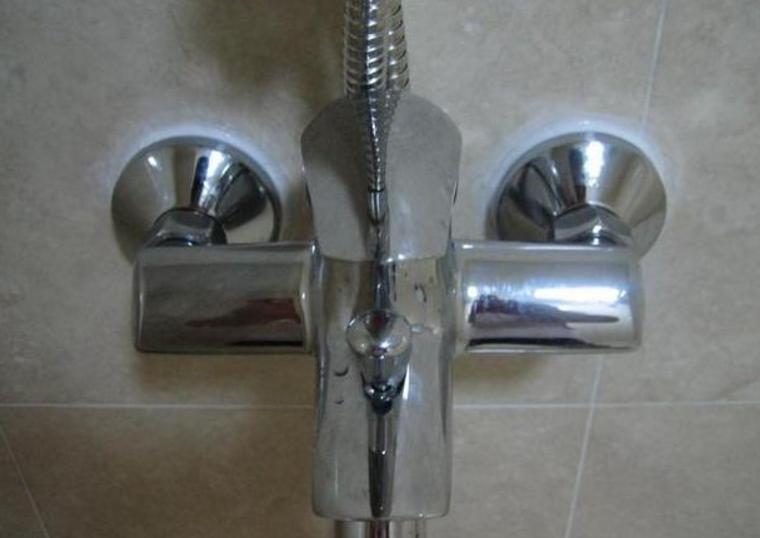 师傅上门安装花洒准备什么,师傅安装淋浴需要注意什么