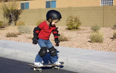 你学会了吗？撩妹必备技能之滑板