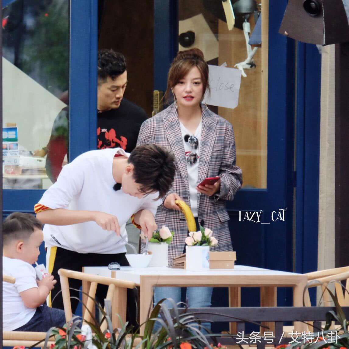 赵薇雕像,赵薇法国骑士勋章