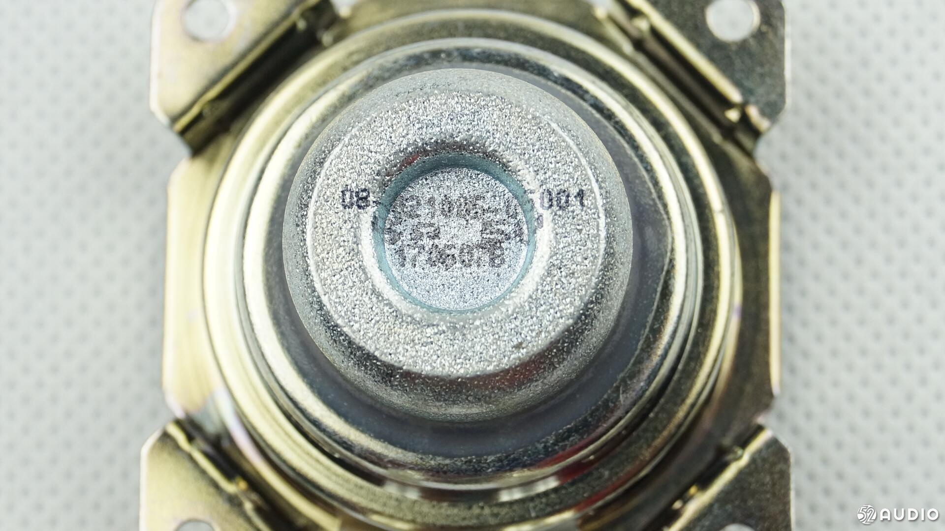 天猫精灵智能音箱boom拆解,天猫精灵智能音箱x3和X6对比