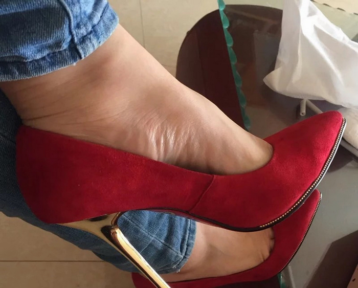 为什么天天洗脚还是很脏,为什么天天洗脚脚还是脱皮