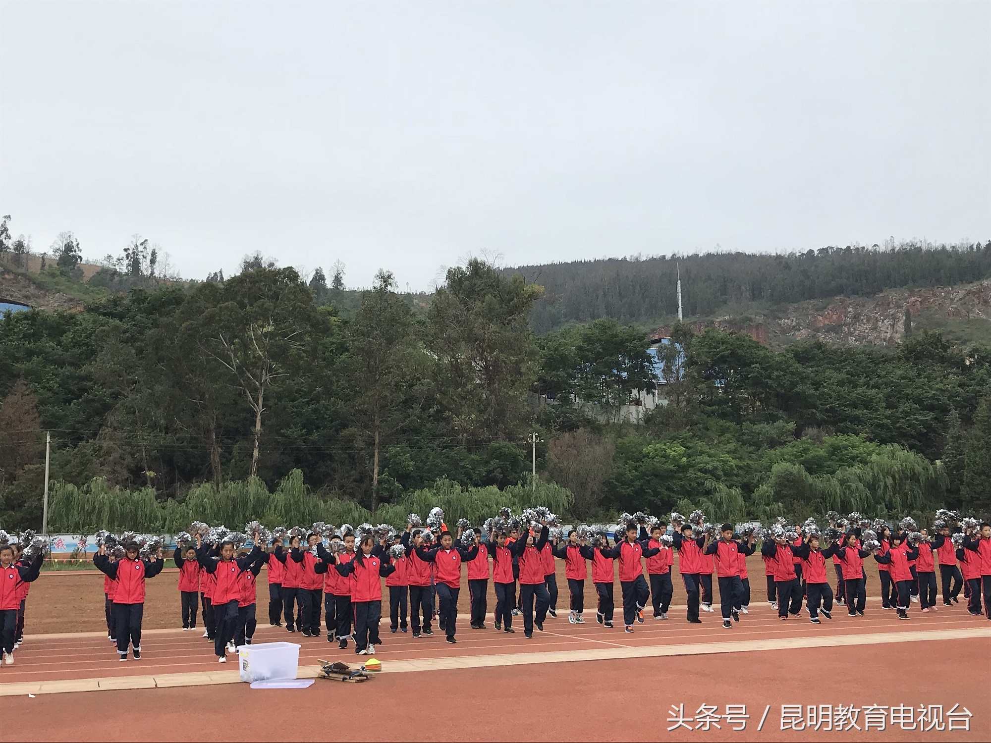 辽化高中阳光体育大课间活动,阳光体育大课间新乡市牧野区