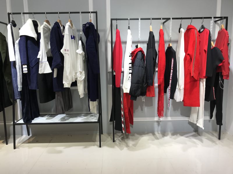 广州锦东尾货服装品牌批发城地址,广州潮牌女装尾货怎么样