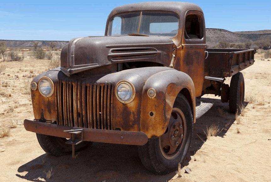 经常下雨车里潮湿发霉处理,经常被海风吹的车容易生锈吗