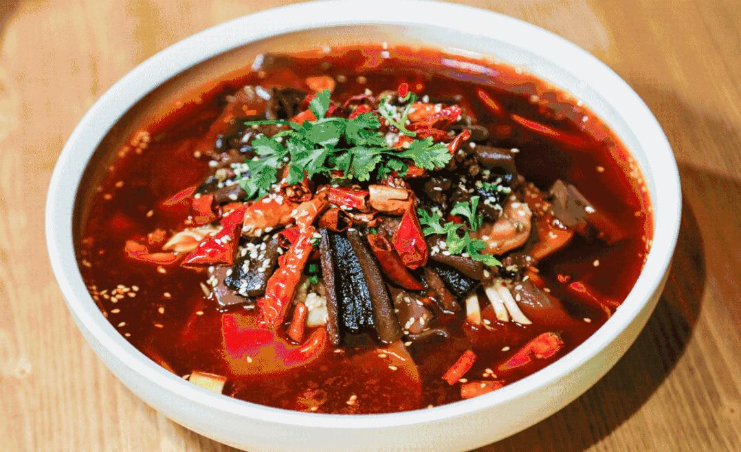 一家藏在郑州里的世外桃源，来这看世界杯没错！