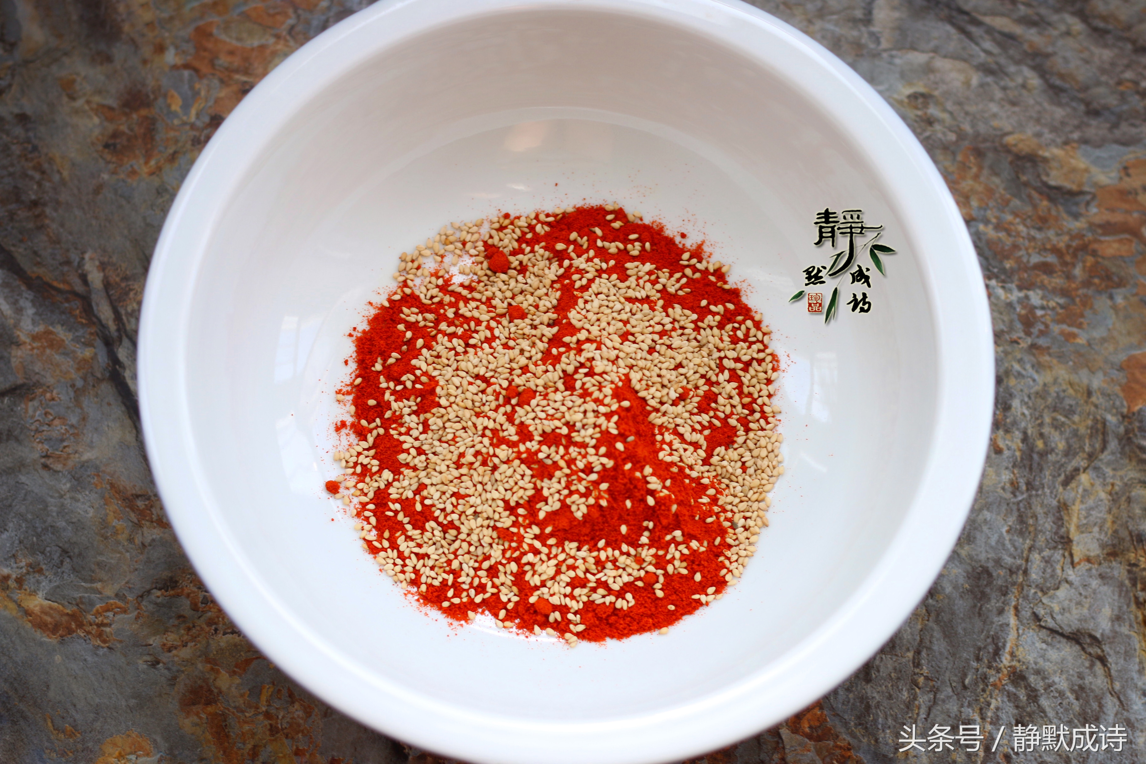 教你制作红油,如何做红油颜色红亮