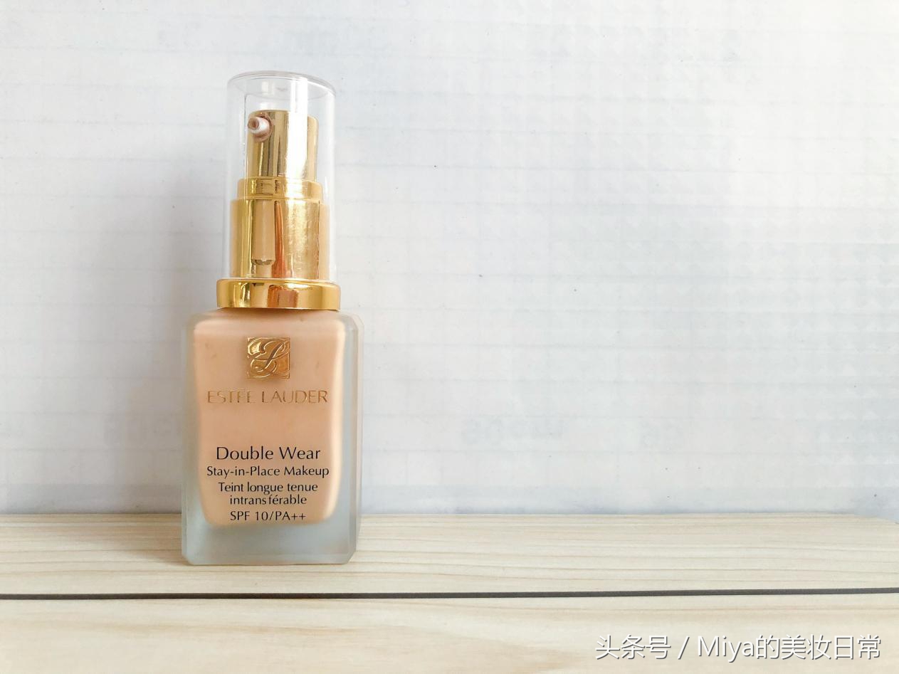 雅诗兰黛dw粉底液1co和2co哪个好,遮瑕控油粉底液持久不脱妆油皮