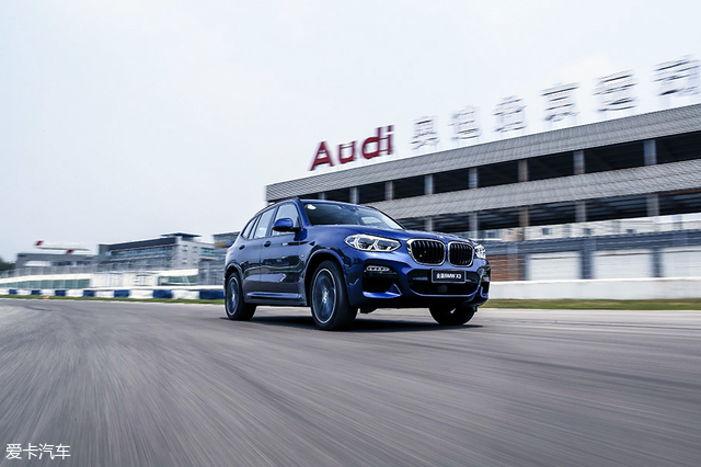 王闯试驾华晨宝马x3,不带l的轿车