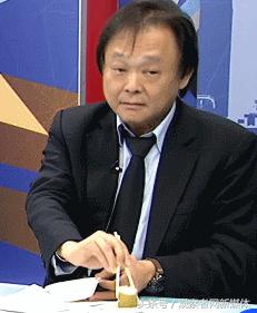 赖清德推荐的香蕉奇葩吃法火了王世坚：吃起来像剥皮辣椒